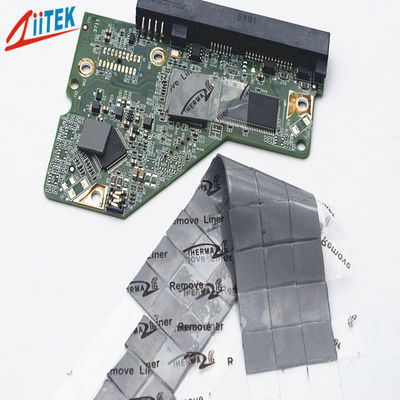 다이렉트릭 상수 4.6MHz 열 절연 실리콘 패드 1.0mm 폼다블리티 복합 부품
